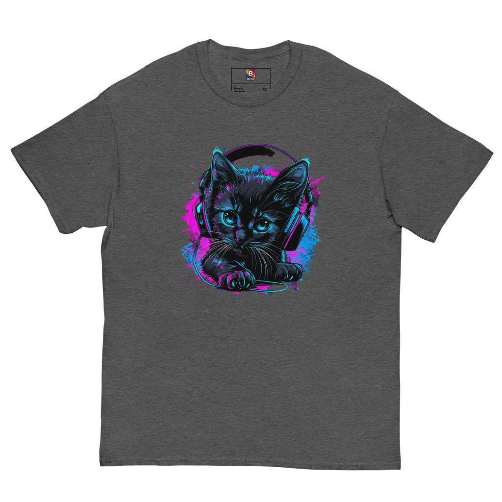 Kawaii Cyber Cat Shirt von Brezno – Neon Katze mit Kopfhörern & bunter Pfoten-Backprint | Streetwear Design | Unisex T-Shirt 