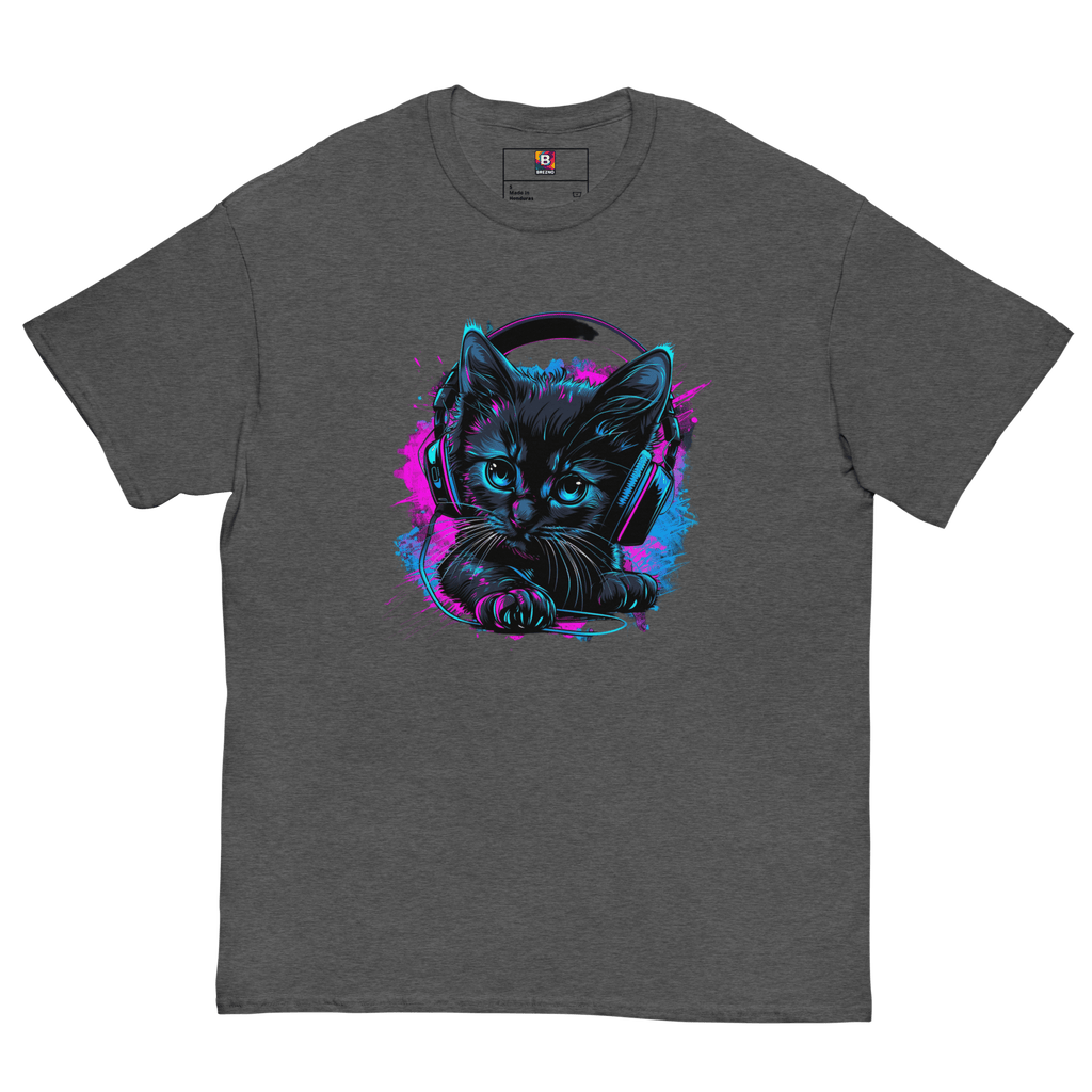 Kawaii Cyber Cat Shirt von Brezno – Neon Katze mit Kopfhörern & bunter Pfoten - Backprint | Streetwear Design | Unisex T-Shirt – Streetwear von Brezno | T-Shirt
