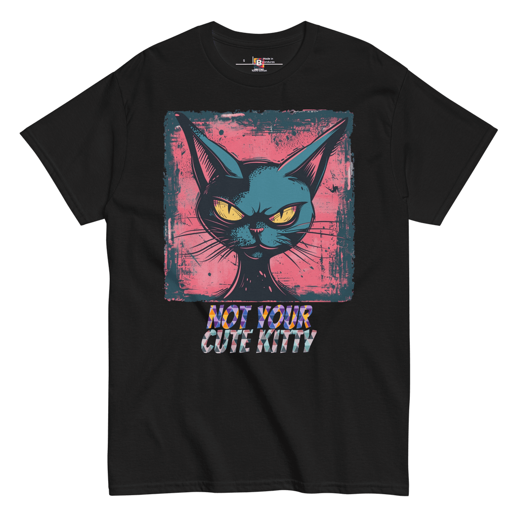 Not Your Cute Kitty - Freches Katzen T-Shirt für Damen & Herren | Lustig, stylisch und auffällig von Brezno – Streetwear von Brezno | Streetwear T-Shirt